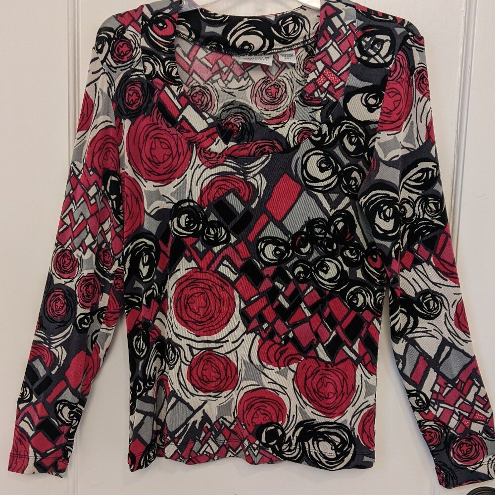 Chicos Travelers Womens Stretch Knit Top Sz 1/Small Wearable Art Travel Abstract
